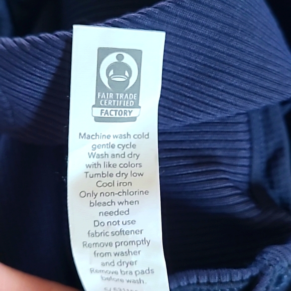 Athleta Womens XS Intensity Support Athletic Top Navy Blue High-Impact Gorpcore - Picture 13 of 13